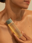 Alpha-H Firming Peptide Body Oil ambiente 3