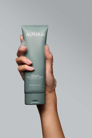 Limpiador facial y corporal Clear Skin 185ml