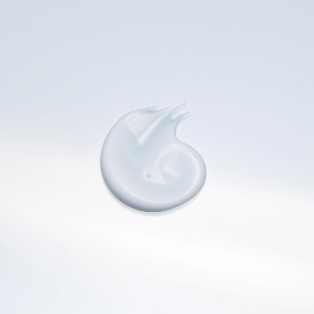 Dr. Grandel Cleansing Milk textura