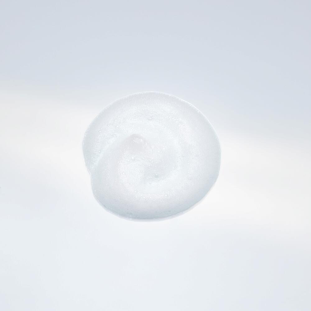 Dr. Grandel Gentle Foam Cleanser textura