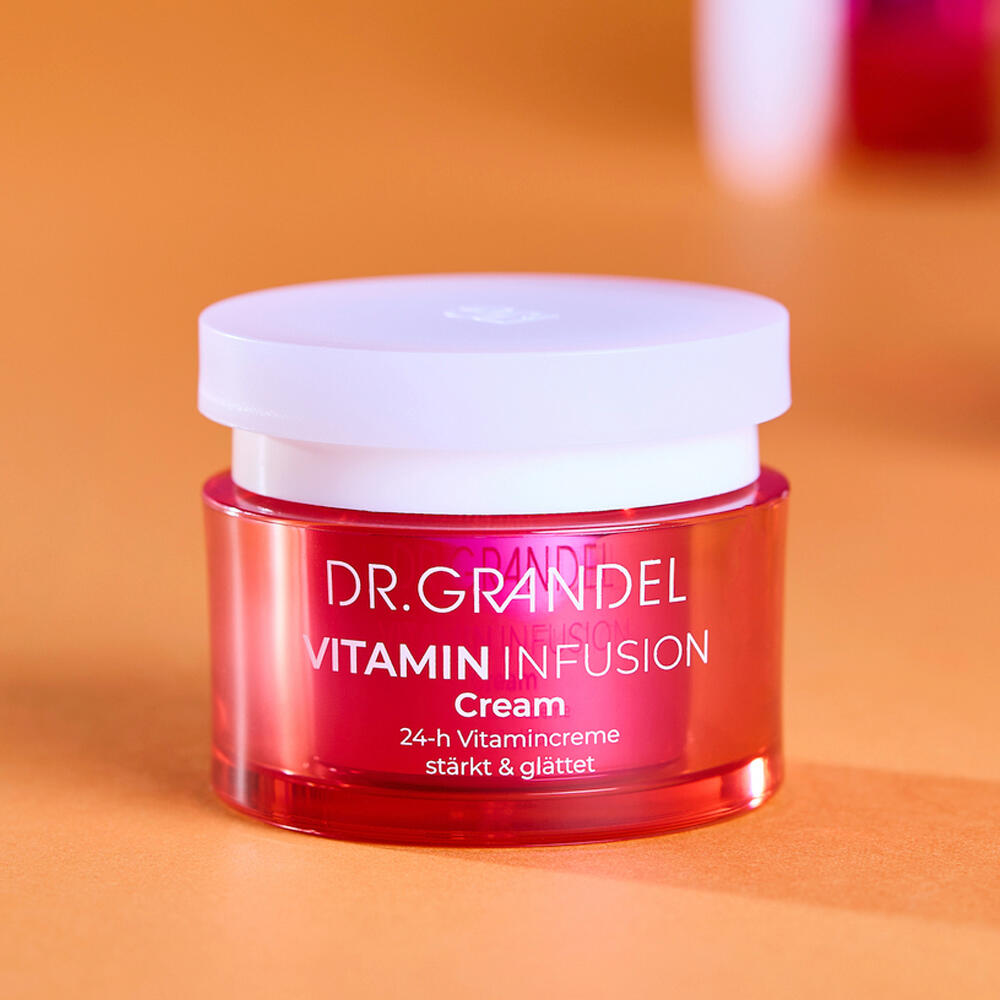 Dr. Grandel Vitamin Infusion Cream textura