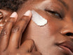 Image Skincare AGELESS+ Retinol - Overnight Masque 0.5% Retinol Complex 50g textura en la piel