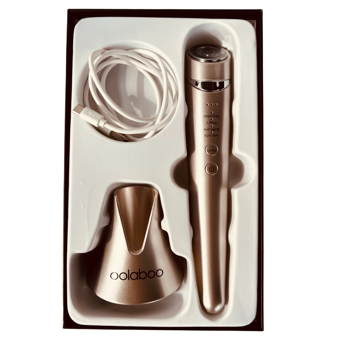 Oolaboo Smart Aesthetics Derma Pro 5+ aparato en el envase con soporte