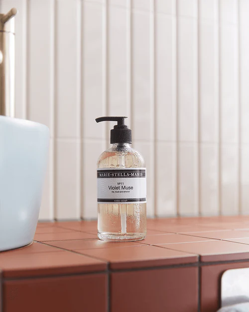 Marie-Stella-Maris Hand Soap - Violet Muse ambiente 1