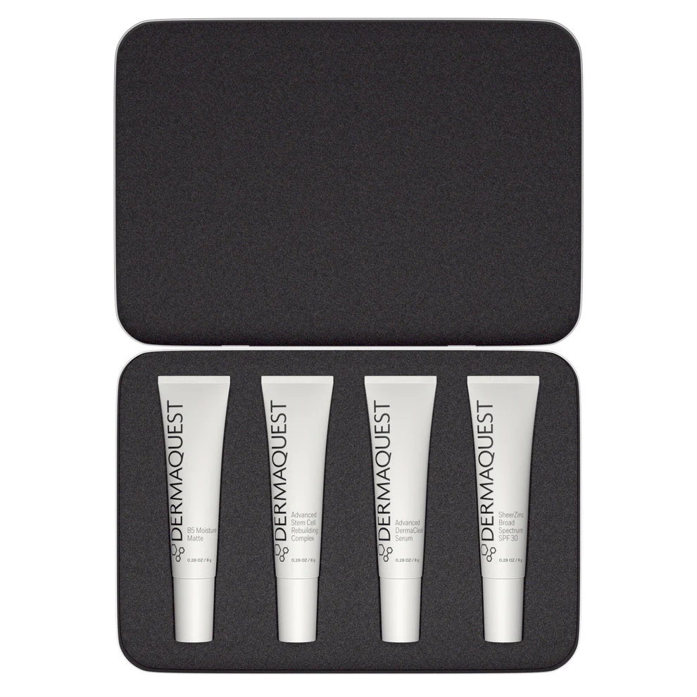 DermaQuest DermaClear Kit abierto