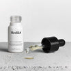 Medik8 Oxy-R Peptides 2x 10ml frasco con pipeta y gota de sérum