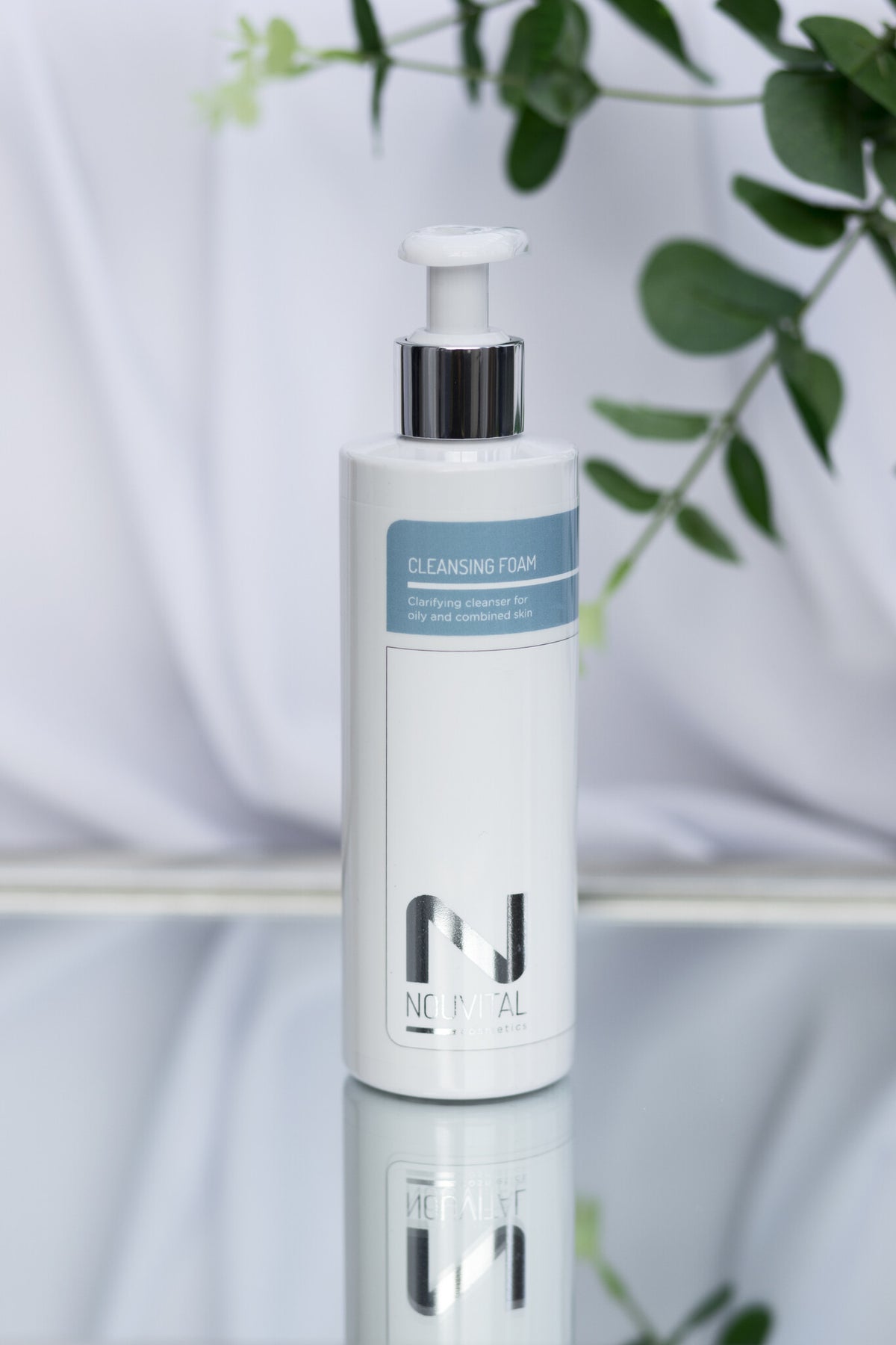 Nouvital Cleansing Foam ambiente