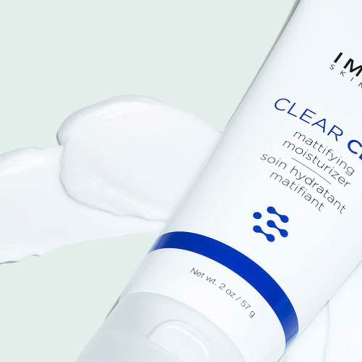 Image Skincare CLEAR CELL Mattifying Moisturizer ambiente