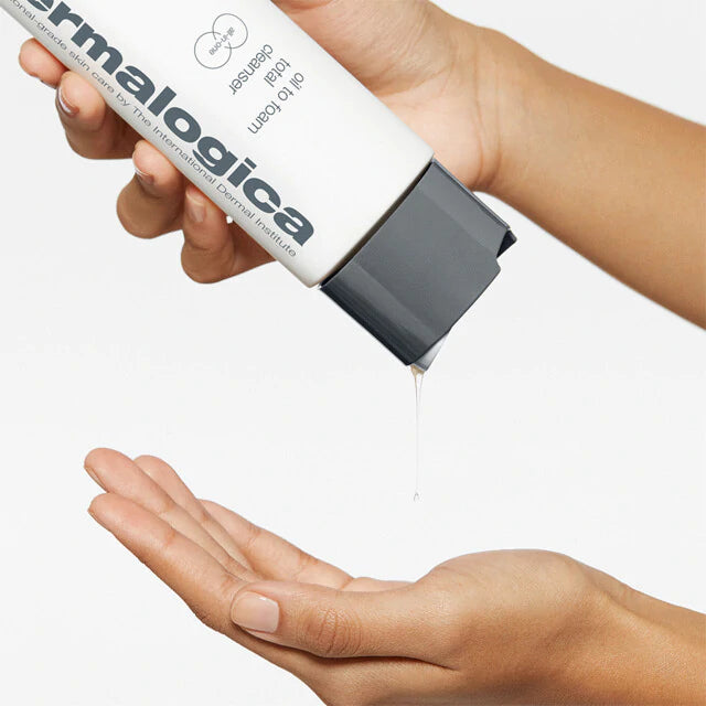 Dermalogica Oil-to-Foam Total Cleanser uso
