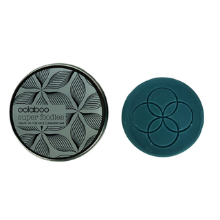 Oolaboo Travel Tin for Face Cleansing Bar con jabón azul
