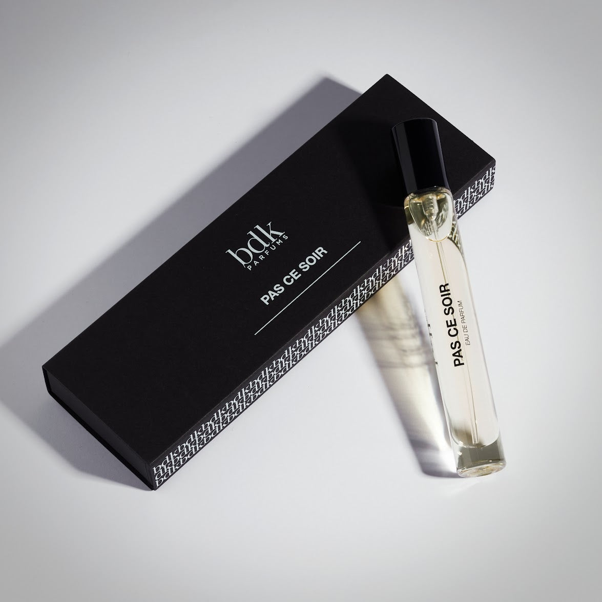 BDK Parfums Eau de Parfum - Pas Ce Soir muestra ambiente