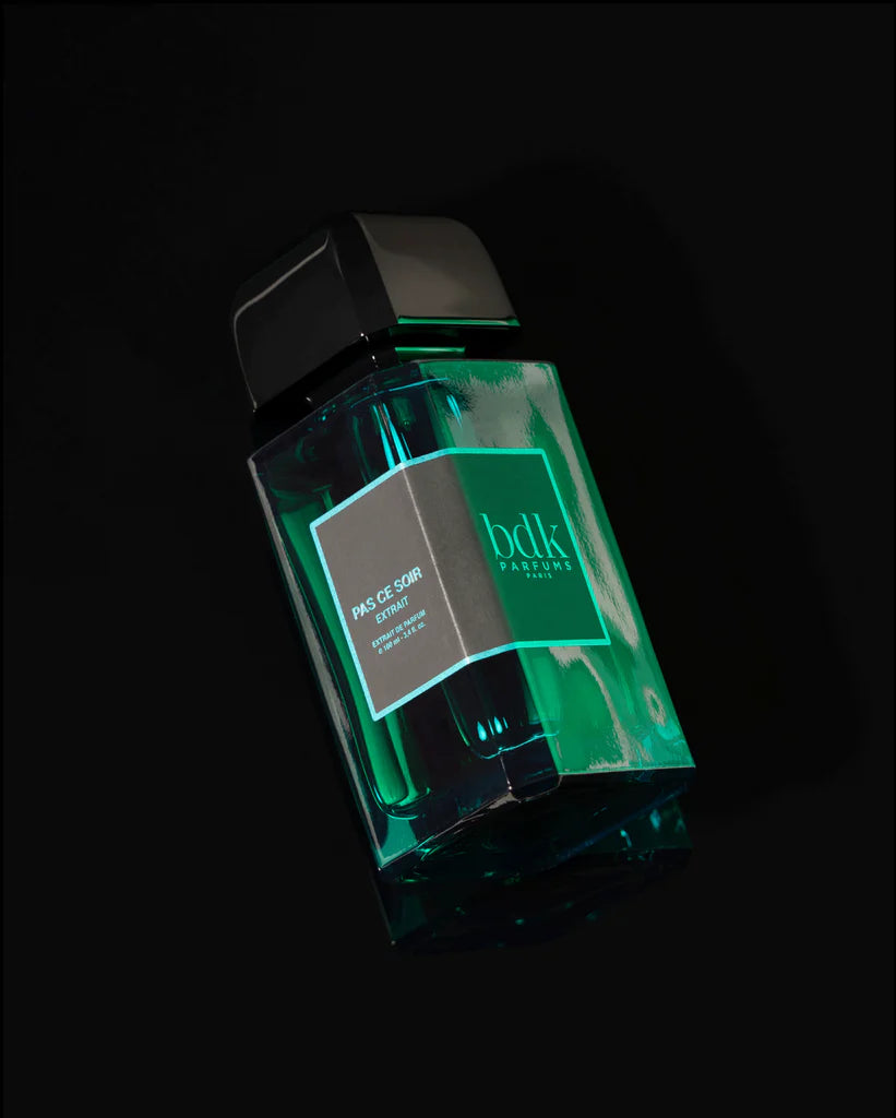 BDK Parfums Eau de Parfum - Pas Ce Soir Extrait ambiente