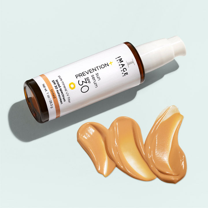 Image Skincare PREVENTION+ Sun Serum SPF 30 Tinted ambiente
