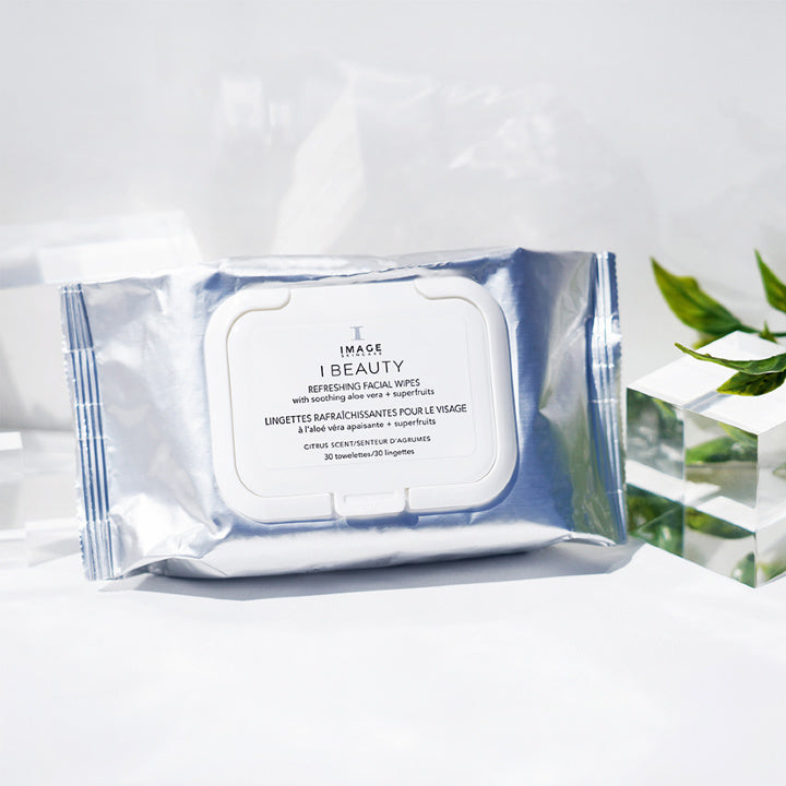 Image Skincare I BEAUTY - Refreshing Facial Wipes envase
